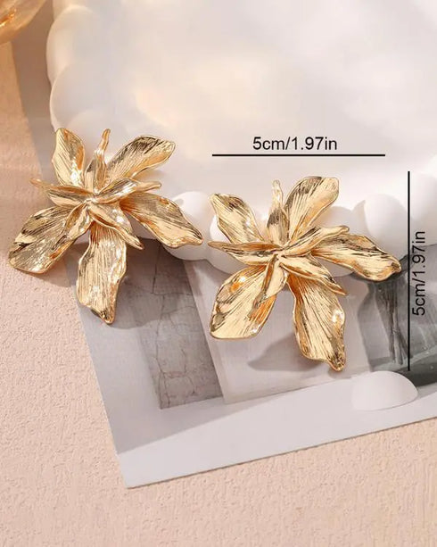 2 Pieces Jewellery Set Metal Leaf Necklace and Flower Earrings Set gold