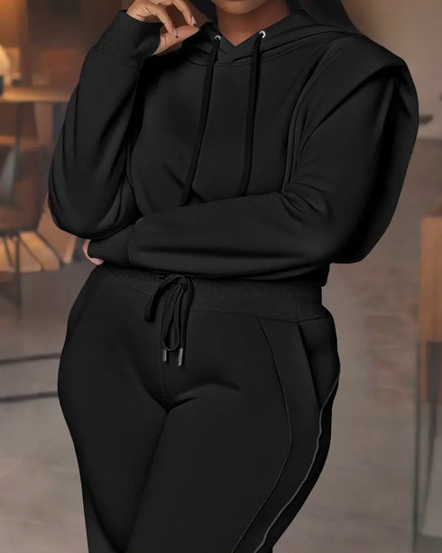 2 Pieces Outfit Long Sleeve Crop Drawstring Hoodie Sweatshirt with Thumb Hole Cuffs and Casual Drawstring Elastic Waist Wide Leg Sweatpants Set black