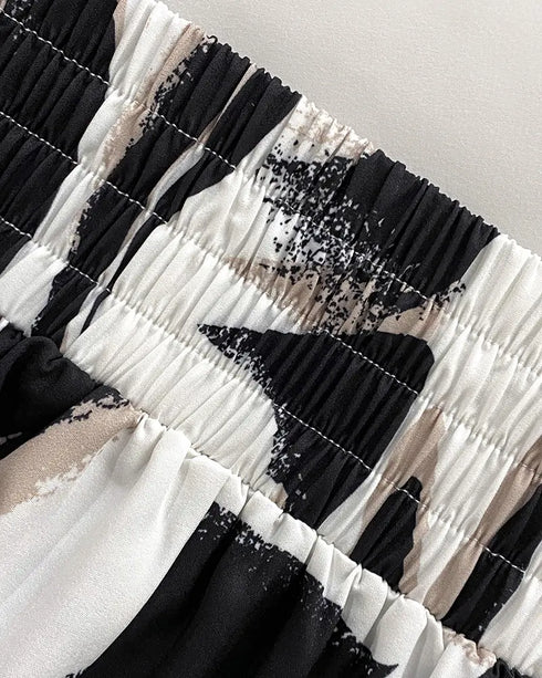 2 Pieces Outfit Wrap Plunge V Neck Crop Blouse and Casual Floral Print Wide Leg Pants Set blackwhite