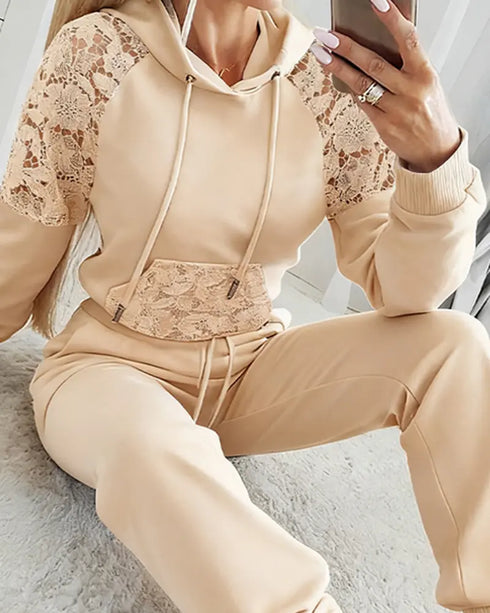 2 Pieces Outfit Colorblock Cold Shoulder Long Sleeve Drawstring Hoodie Top and Casual Contrast Striped Decor Elastic Waist Jogger Pants Set Apricot