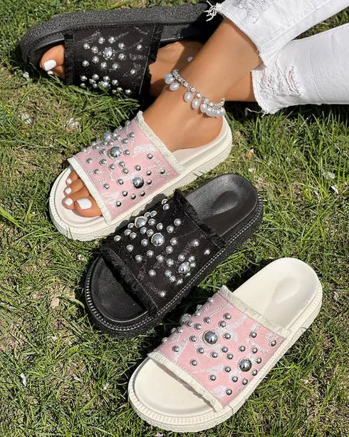 Studded Round Toe Flat Slippers pink