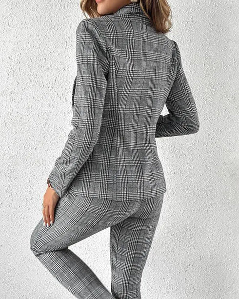 Houndstooth Pattern Double Breasted Blazer With Belt light gray