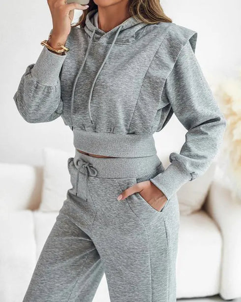 2 Pieces Outfit Long Sleeve Crop Drawstring Hoodie Sweatshirt with Thumb Hole Cuffs and Casual Drawstring Elastic Waist Wide Leg Sweatpants Set gray