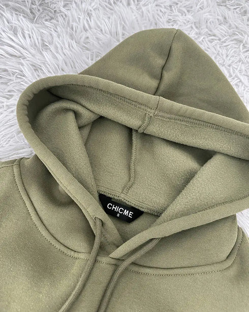 2 Pieces Outfit Kangaroo Pocket Thermal Lined Drawstring Hoodie Sweatshirt and Casual Elastic Waist Cinched Ribbed Cuffs Sporty Sweatpants Set green
