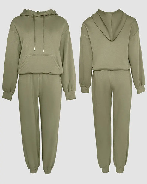 2 Pieces Outfit Kangaroo Pocket Thermal Lined Drawstring Hoodie Sweatshirt and Casual Elastic Waist Cinched Ribbed Cuffs Sporty Sweatpants Set green