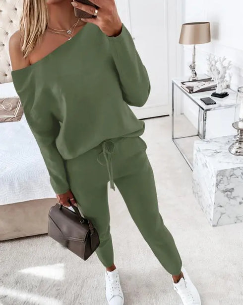 2 Pieces Outfit Long Sleeve Skew Neck Pullover Top and Drawstring Elastic Waist Slim Fit Pants Set green