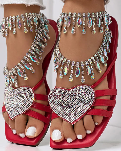 Heart Pattern Rhinestone Decor Slippers red